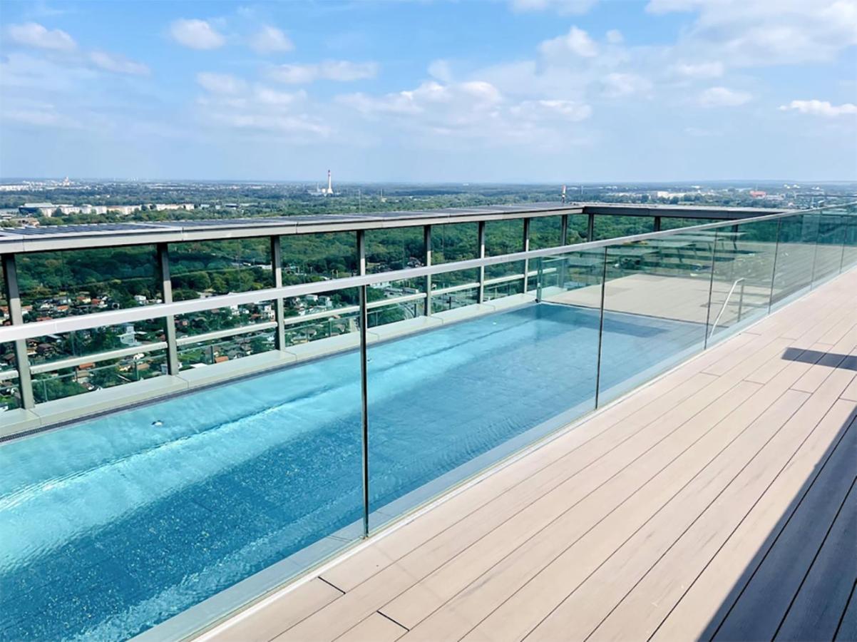 Apartamento Sunrise Above Sky With Rooftop Pool